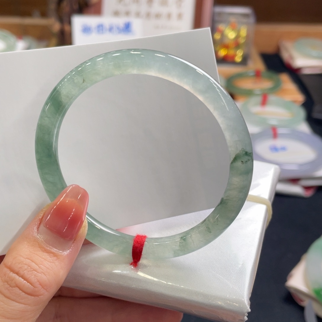 翡翠手镯未镶嵌53.3圆