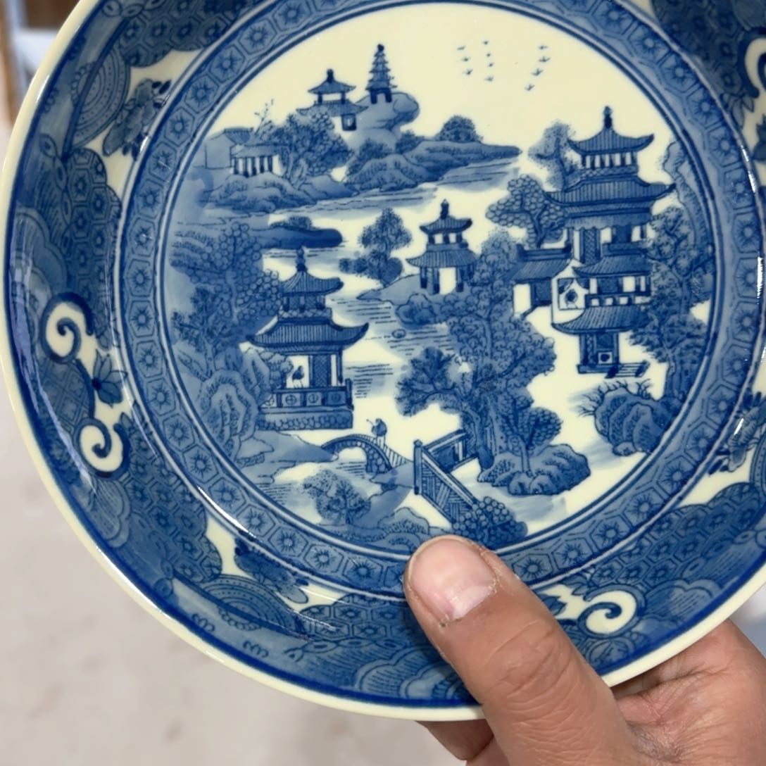 瓷片瓷器是在考虑图标与实物