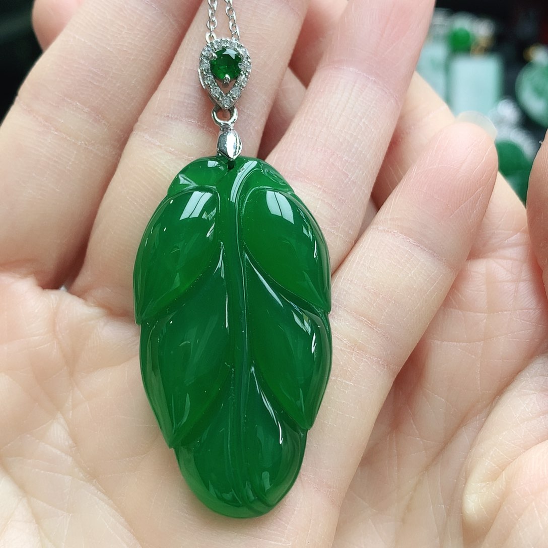 玛瑙/玉髓吊坠未镶嵌