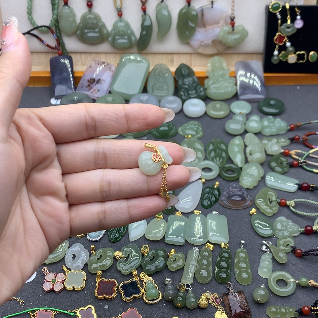 和田玉吊坠(不含链)银S925镶嵌