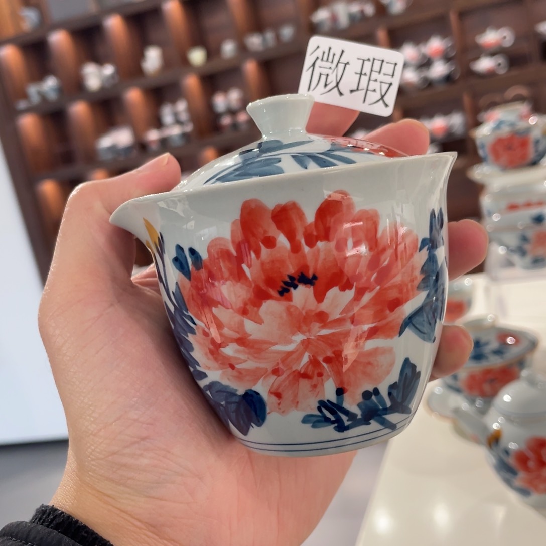 釉下手绘茶具微瑕