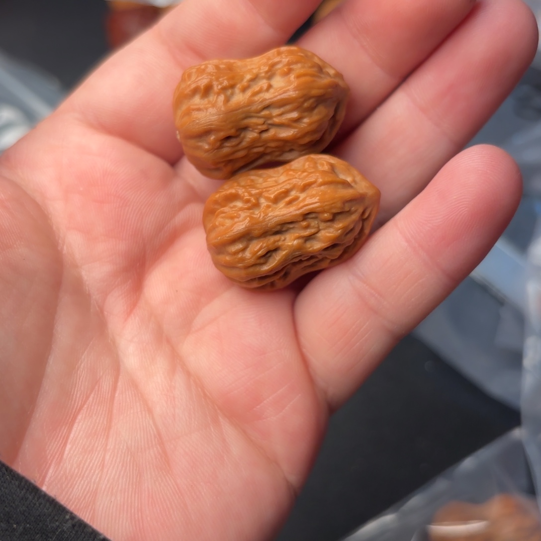 文玩核桃把件35000000