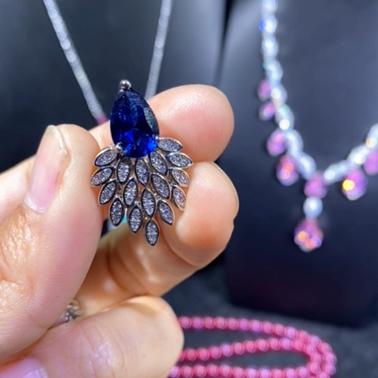 戒指未镶嵌红宝石