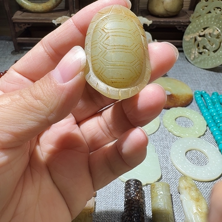 和田玉（糖玉）未镶嵌挂件