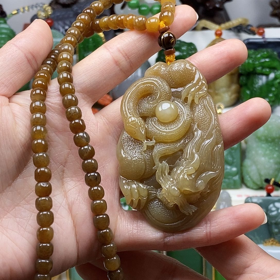 和田玉（糖玉）大颈饰未镶嵌