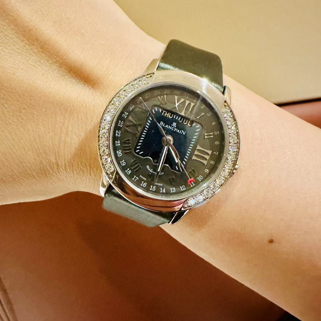 95新 宝珀 自动机械,34mm,白金,250623018