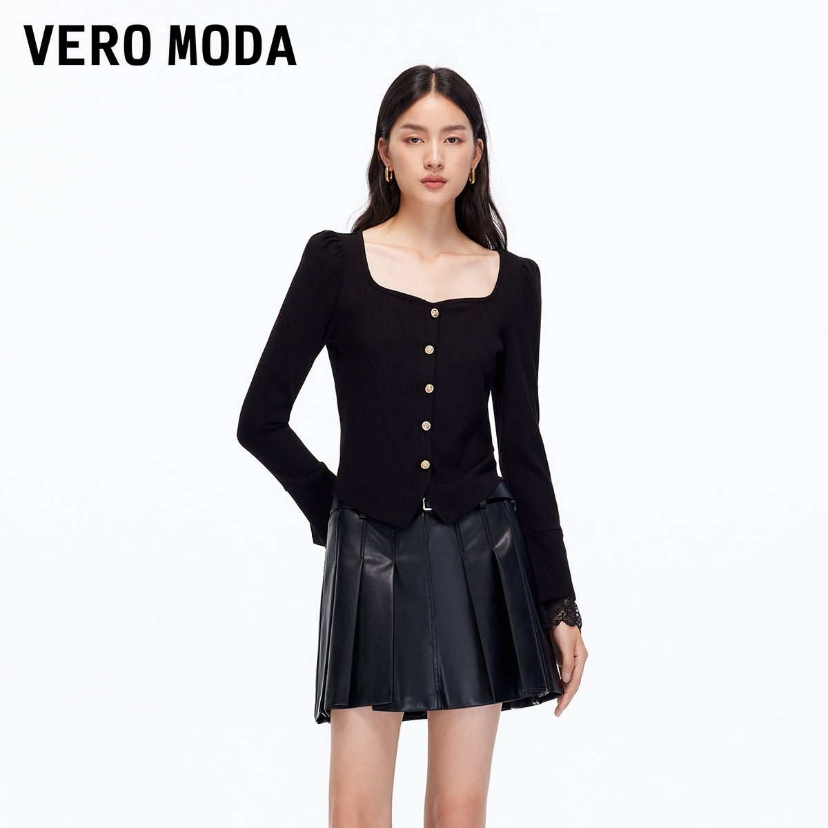 Vero ModaT恤【奶霜蕾丝】2025秋季纽扣袖口蕾丝修身上衣325302014