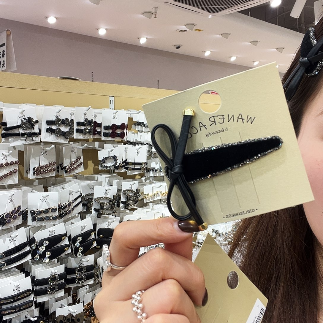皮质非金属黑色蝴蝶结拜拜