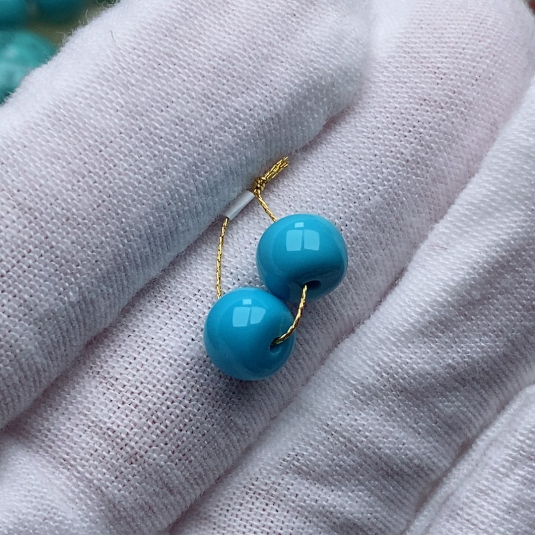 -***赞绿松石未镶嵌珠宝奇石