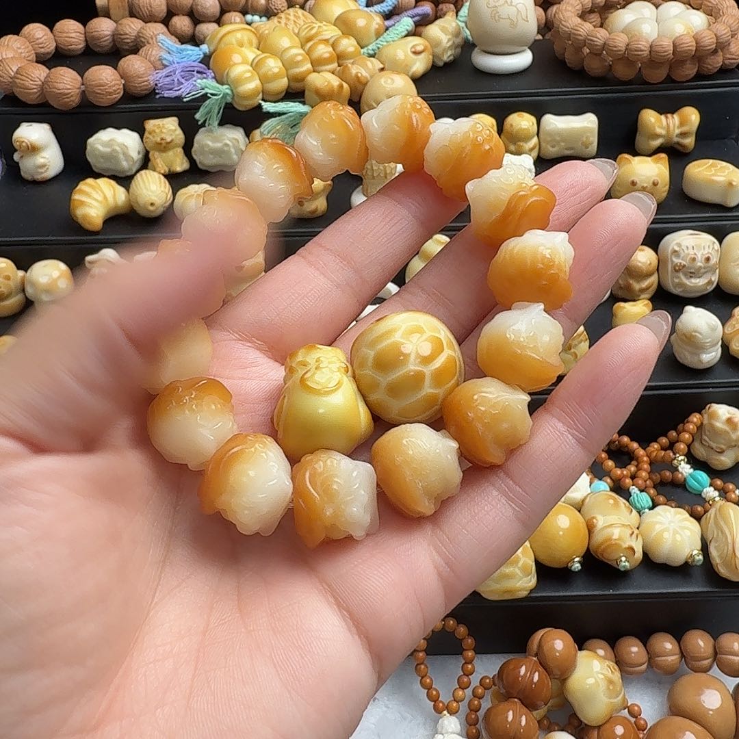 ℡***户猴头核桃手串菩提醒狮➕配饰