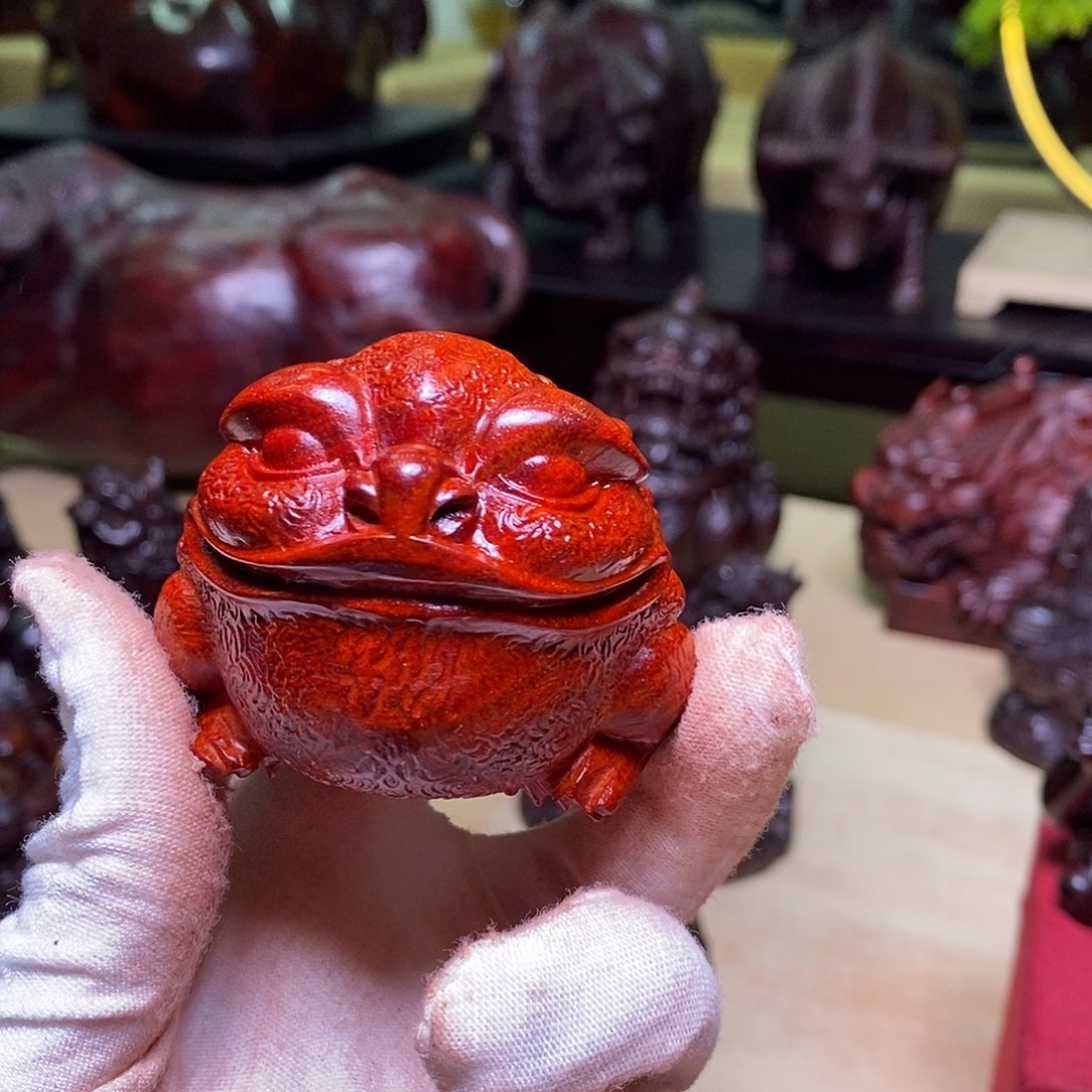 檀香紫檀（小叶紫檀）岂**李