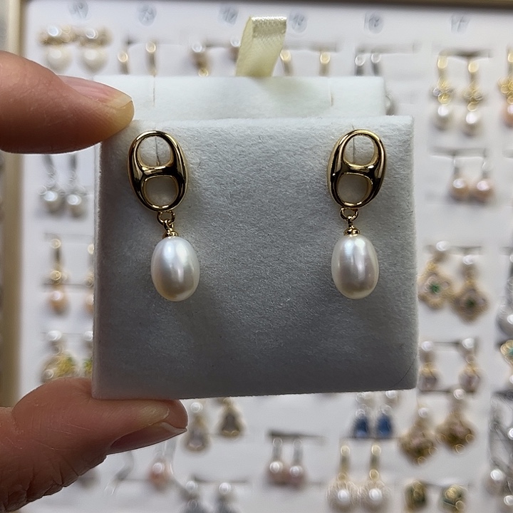 淡水珍珠耳饰合金