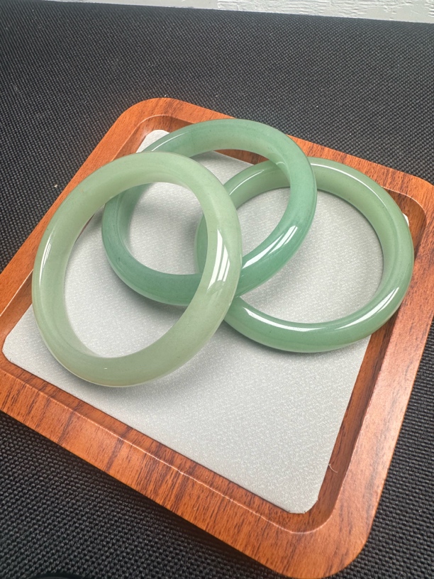 天然金丝玉东陵玉手镯多样性发其一