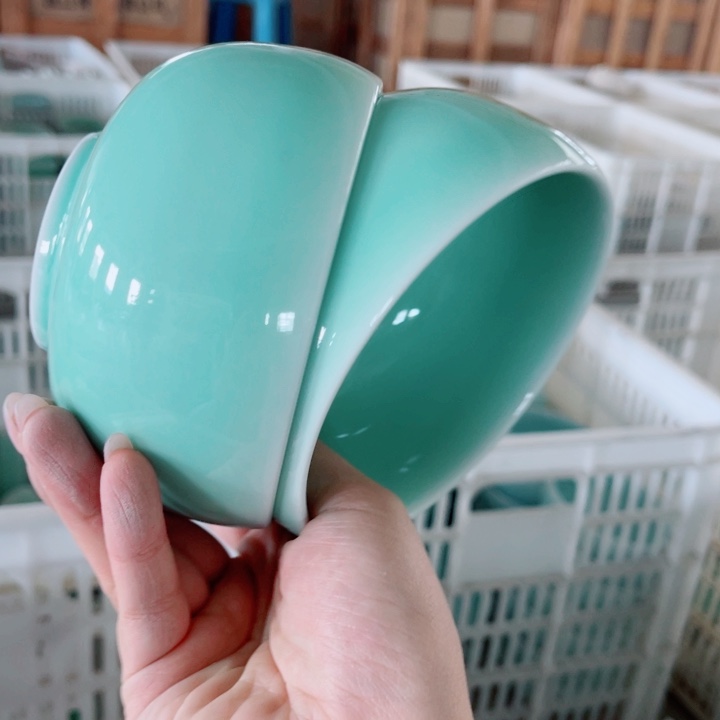 青瓷哈哈哈哈哈哈哈