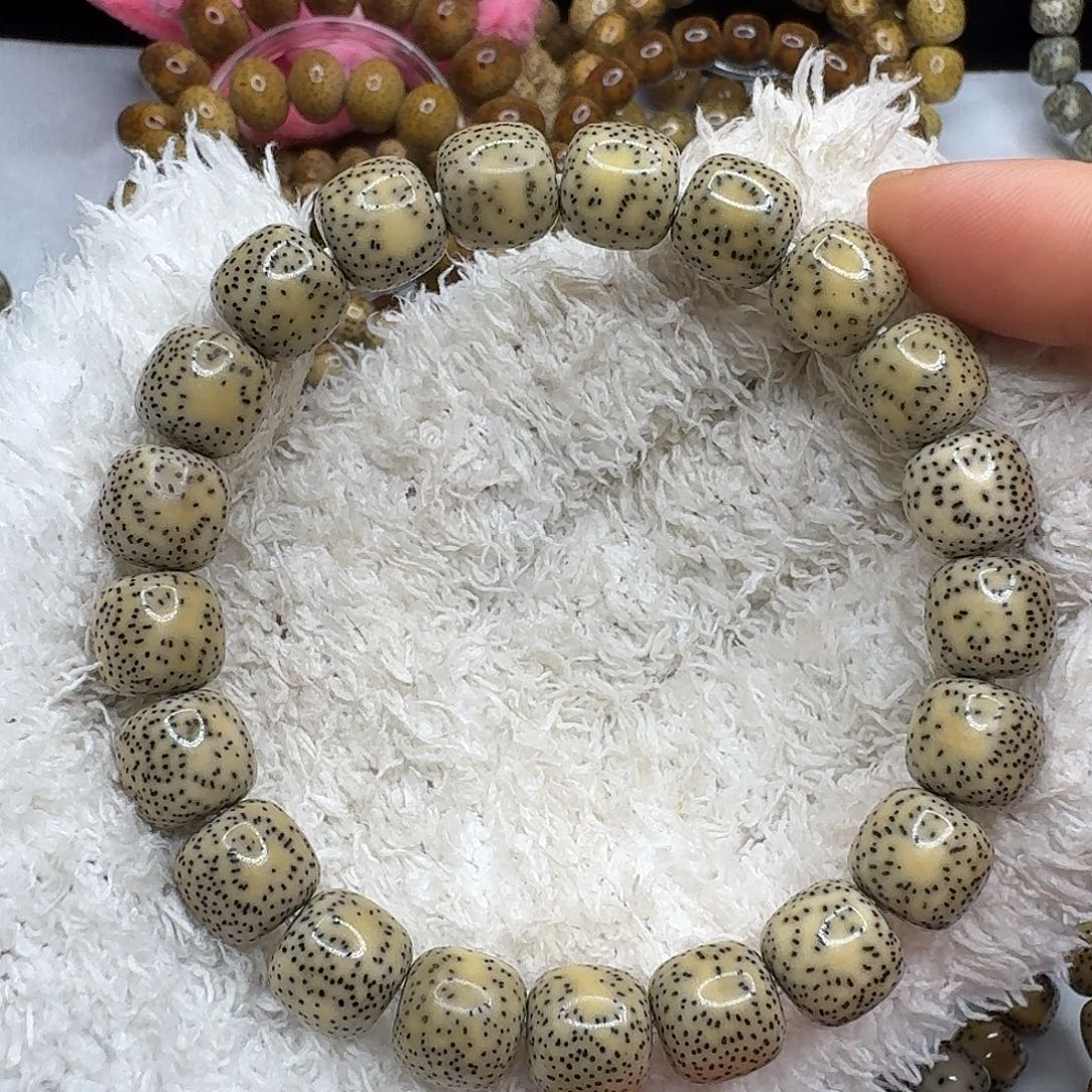 手串星月菩提11石玉纯星点货