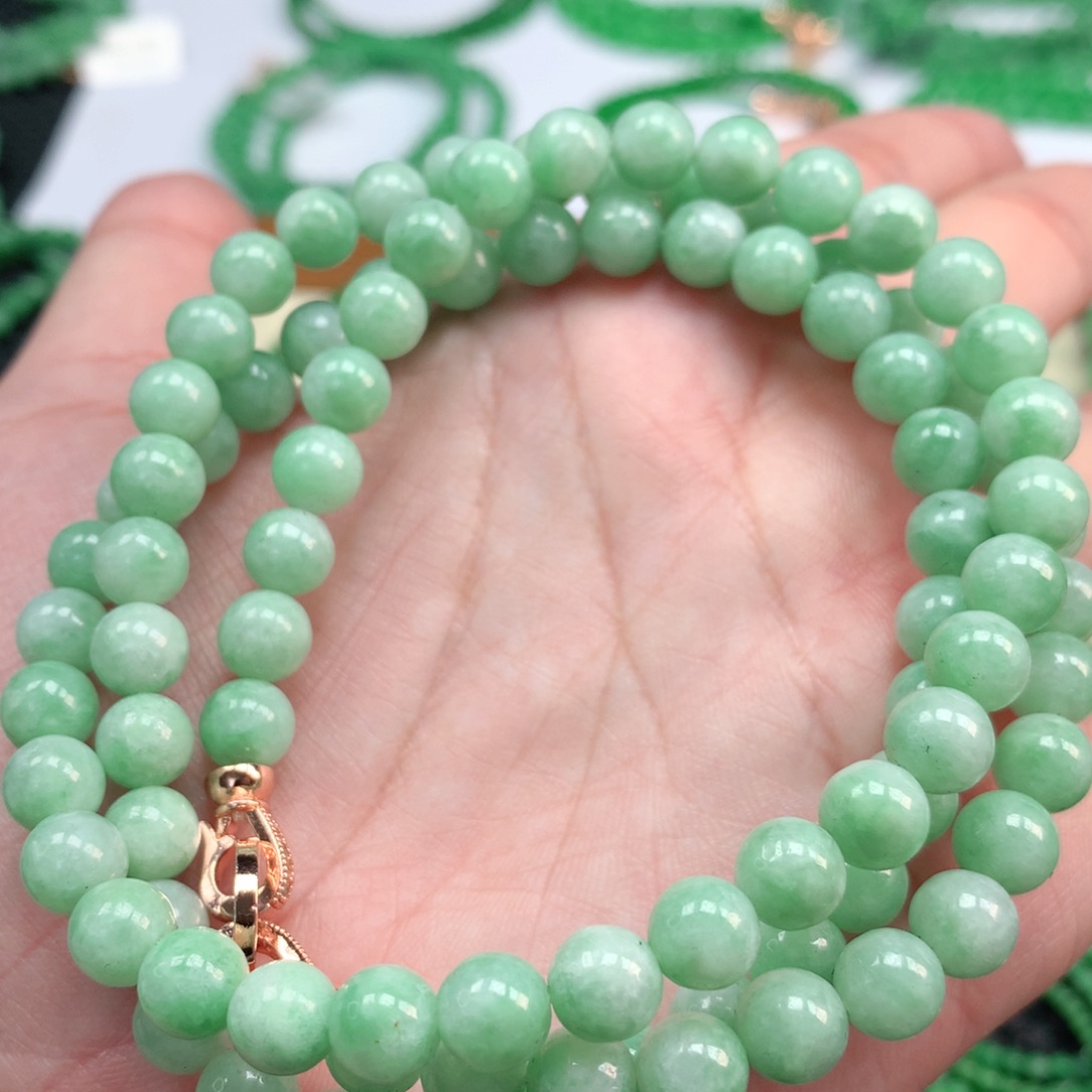 翡翠手链未镶嵌翡翠