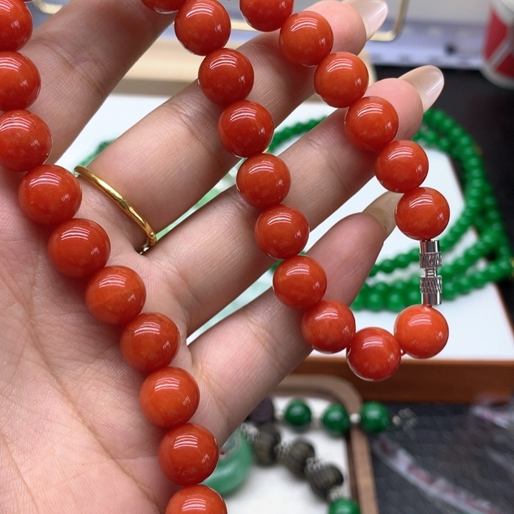 翡翠未镶嵌颈饰吊坠