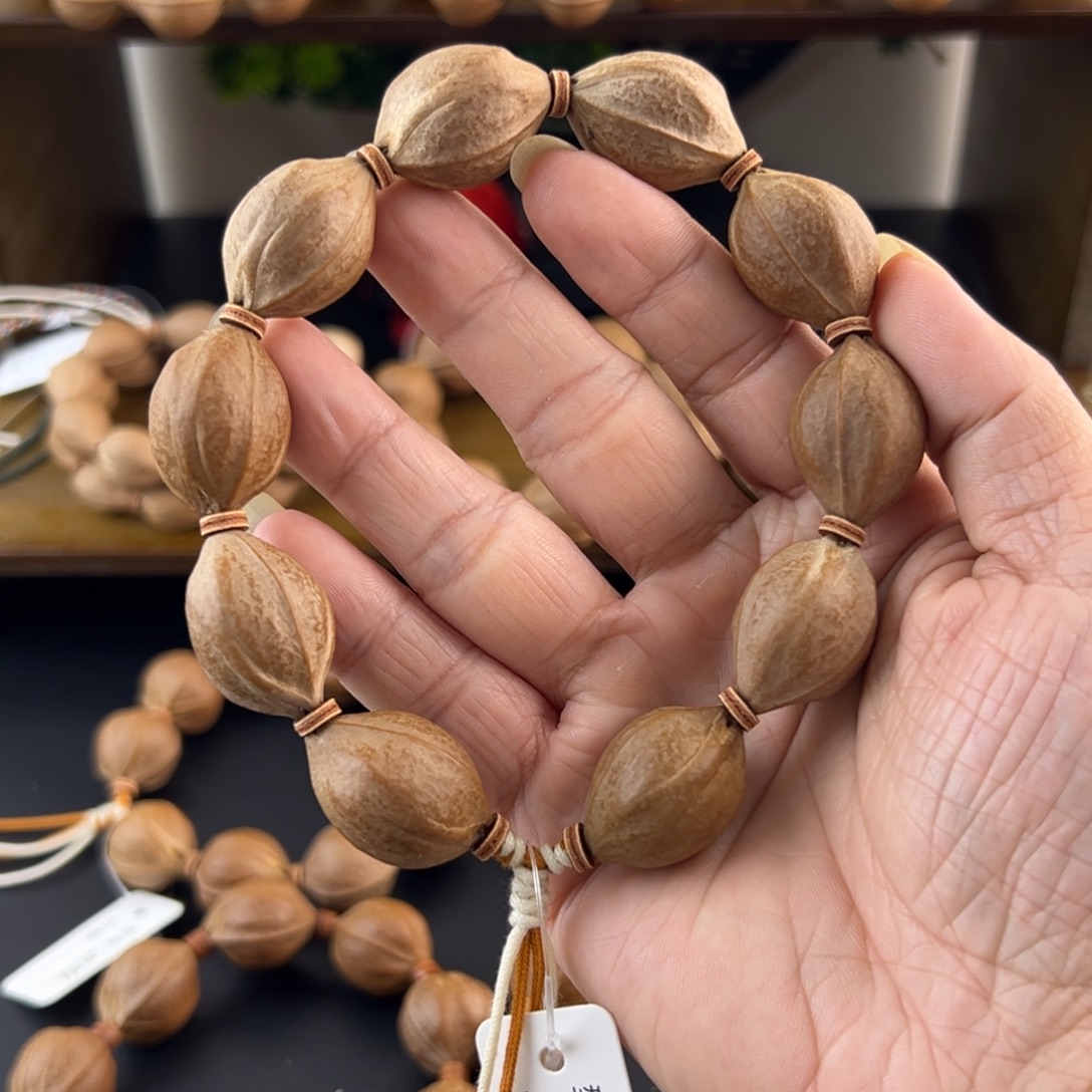 “***”吊坠橄榄核梅林铁核老树核素串1927