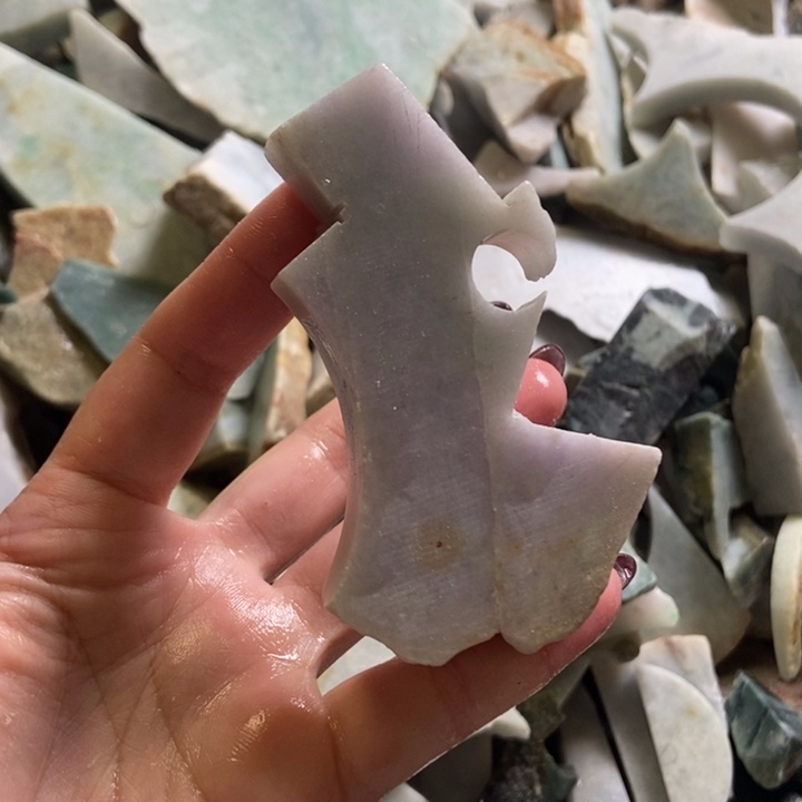 翡翠颈饰未镶嵌天然翡翠