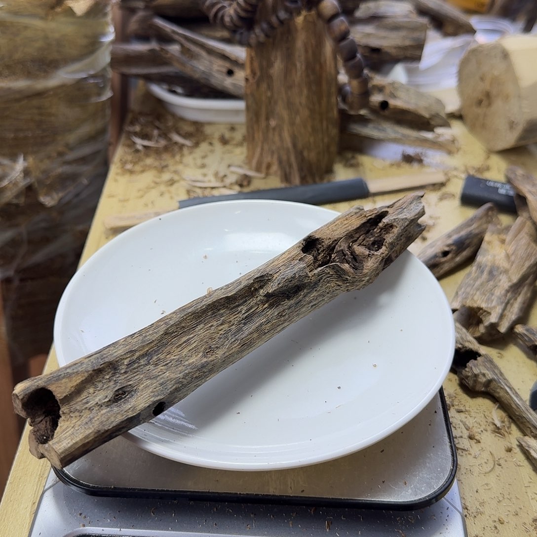 木绿奇楠原材料虫漏31克