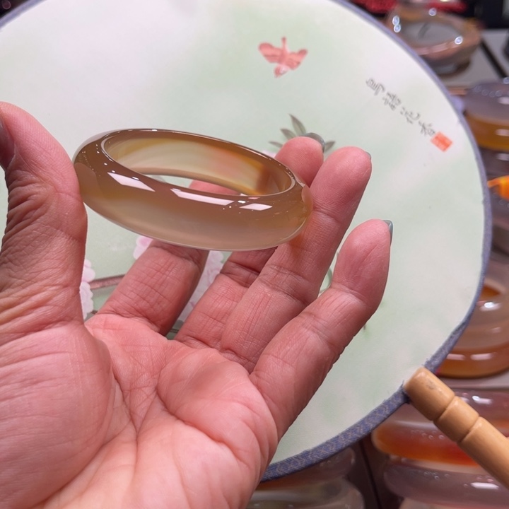 玛瑙/玉髓未镶嵌手镯