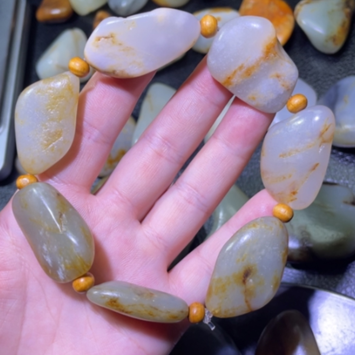 【闪购商品】颈饰未镶嵌和田玉