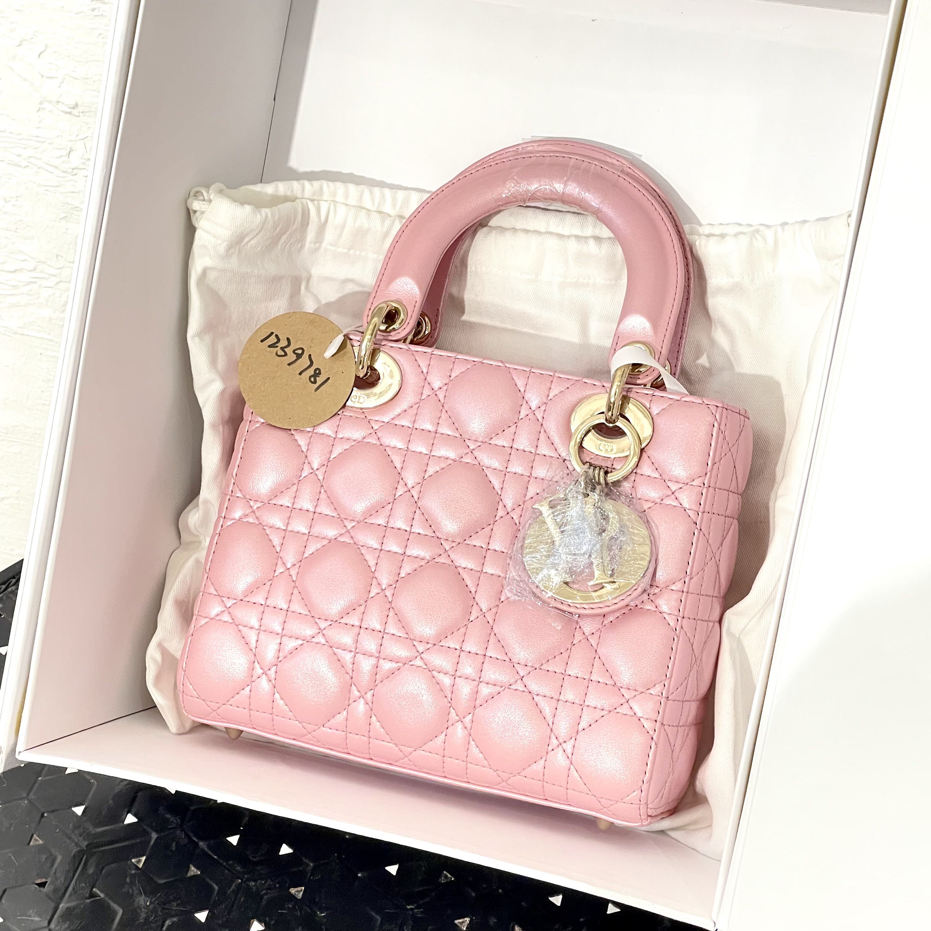 95新 DIOR/迪奥 夏七中古/迪奥珠光粉四格戴妃/1239781