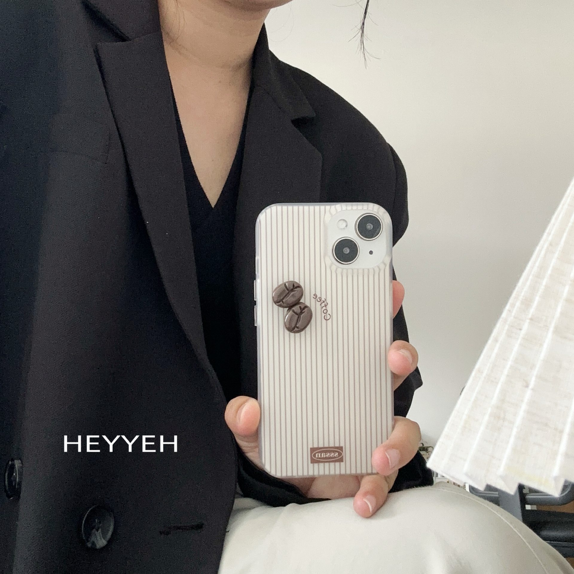 简约条纹立体咖啡豆适用iPhone17promax苹果16手机壳15新款防摔14