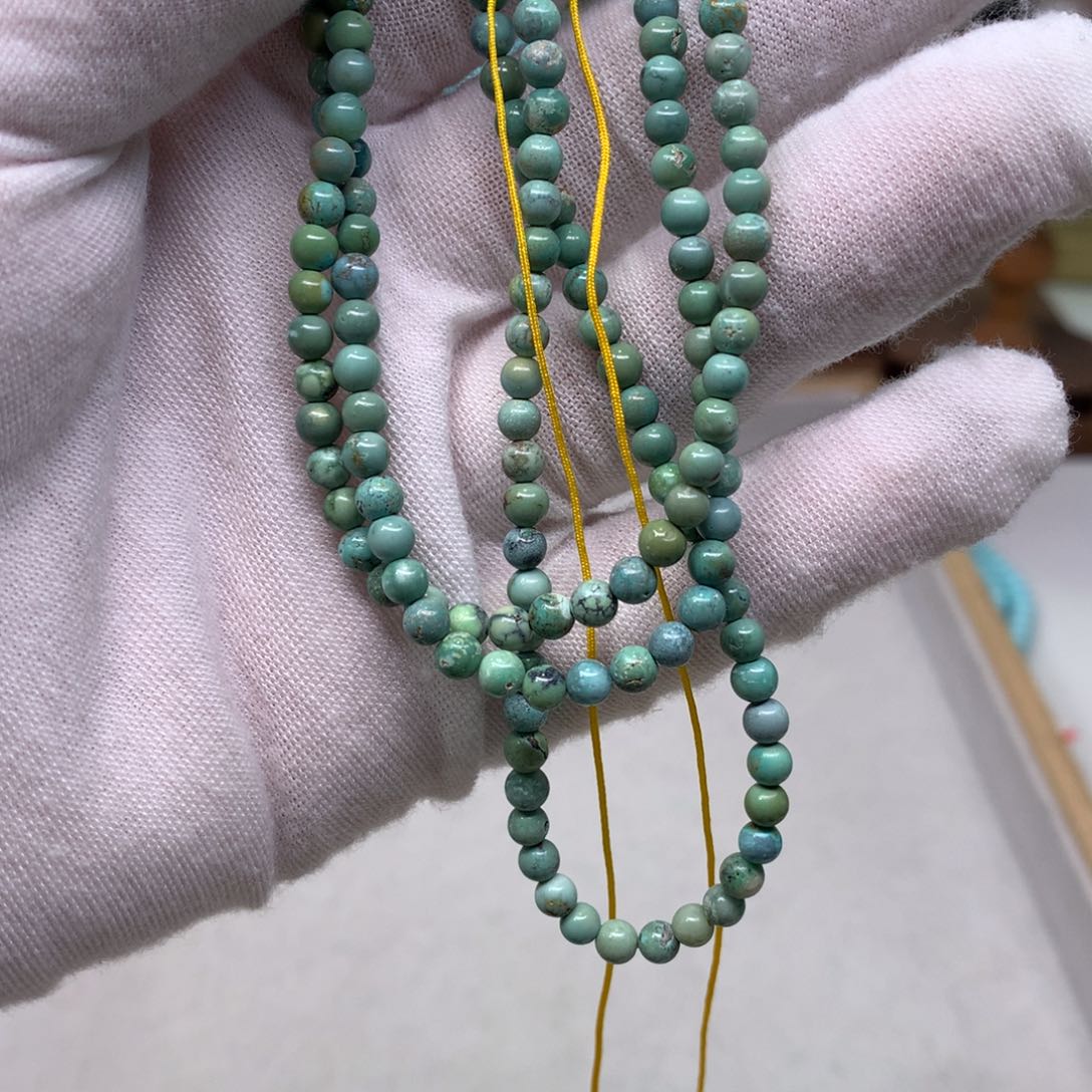 绿松石配饰未镶嵌