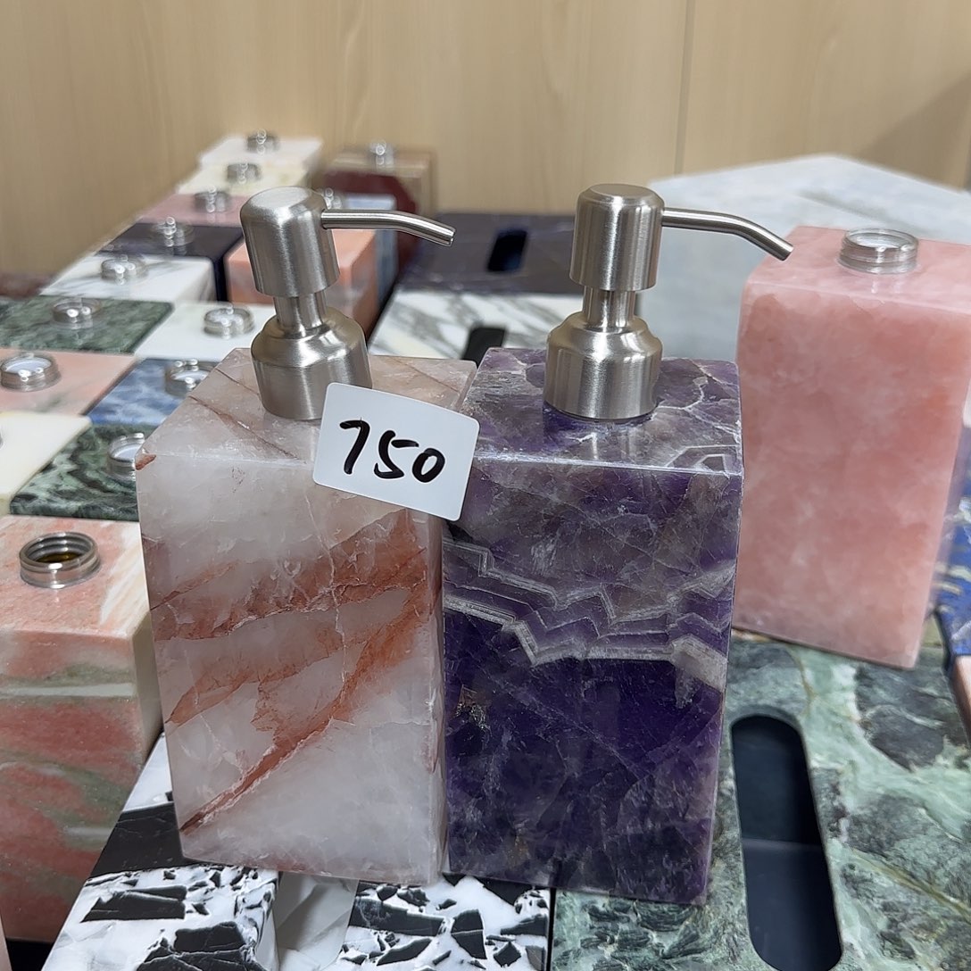 石材亿****）两个水晶洗手液750