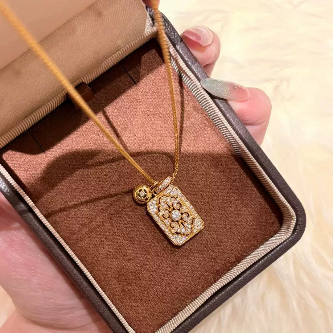 合金锆石项链 古法项链精致复古高级百搭气质（三个月内褪色包换）