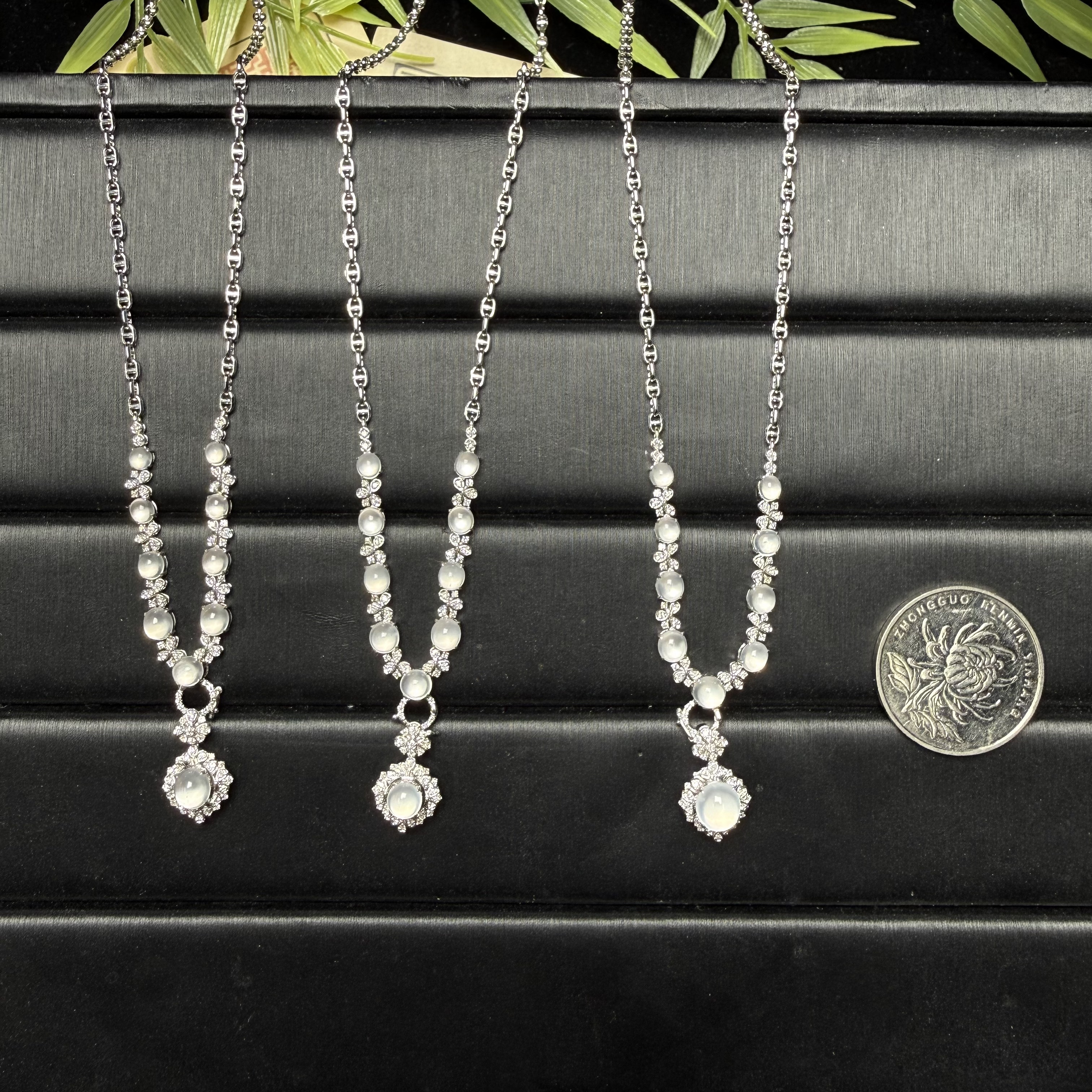 思懿珠宝  18K翡翠项链吊坠-16800-3-ZGM-多样性发一