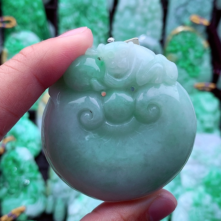 翡翠吊坠(不含链)未镶嵌