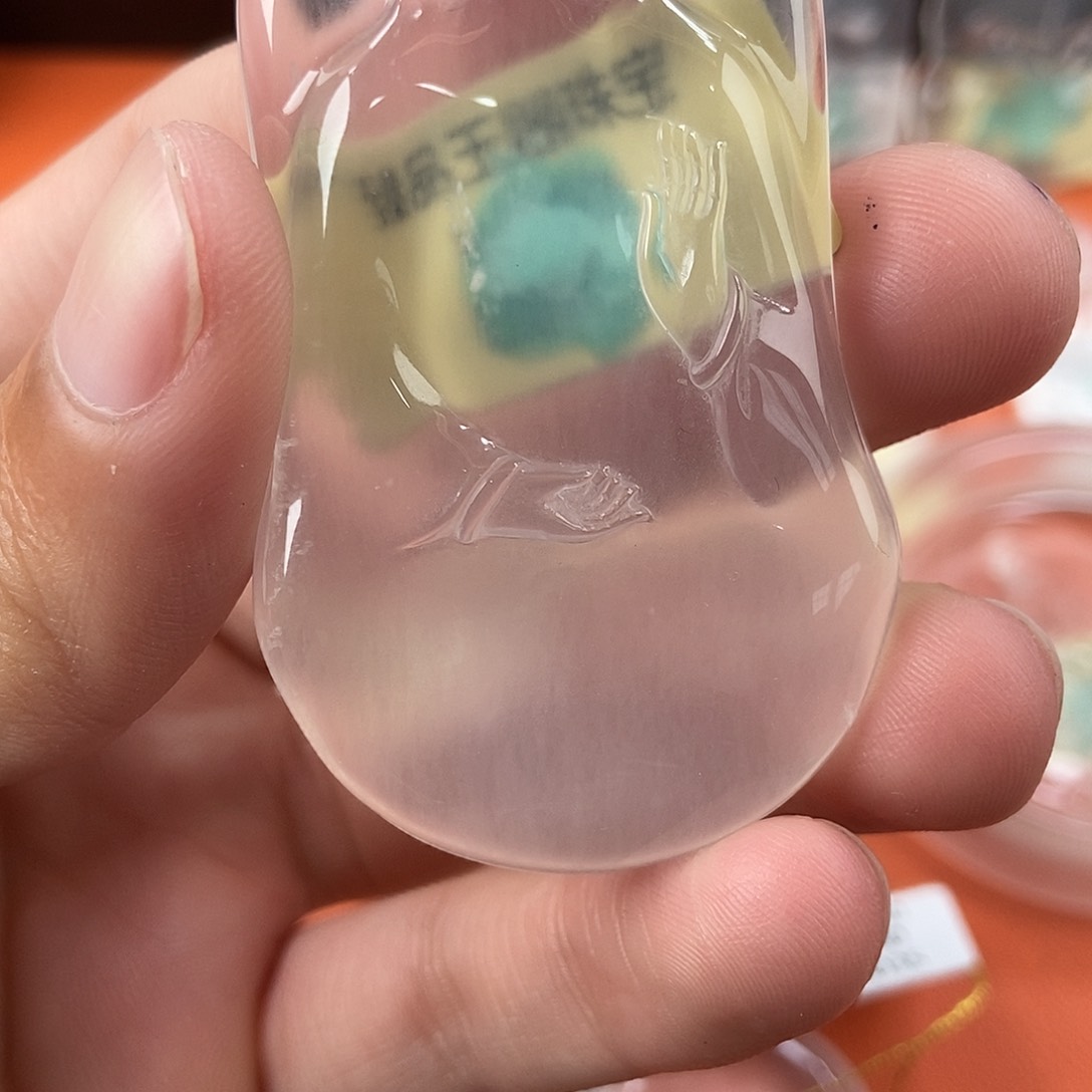 石英质玉未镶嵌颈饰小***我