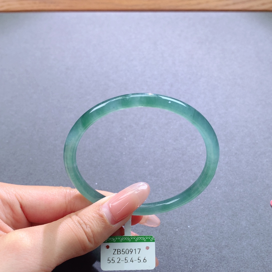 翡翠手镯未镶嵌天然翡翠叮当镯美人镯