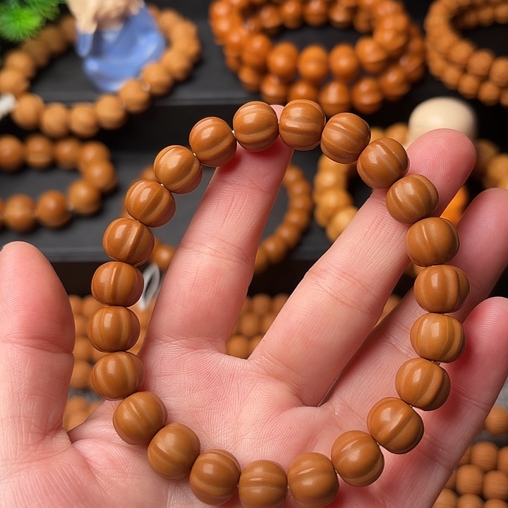 @****猴头核桃吊坠去兔小心翼翼我