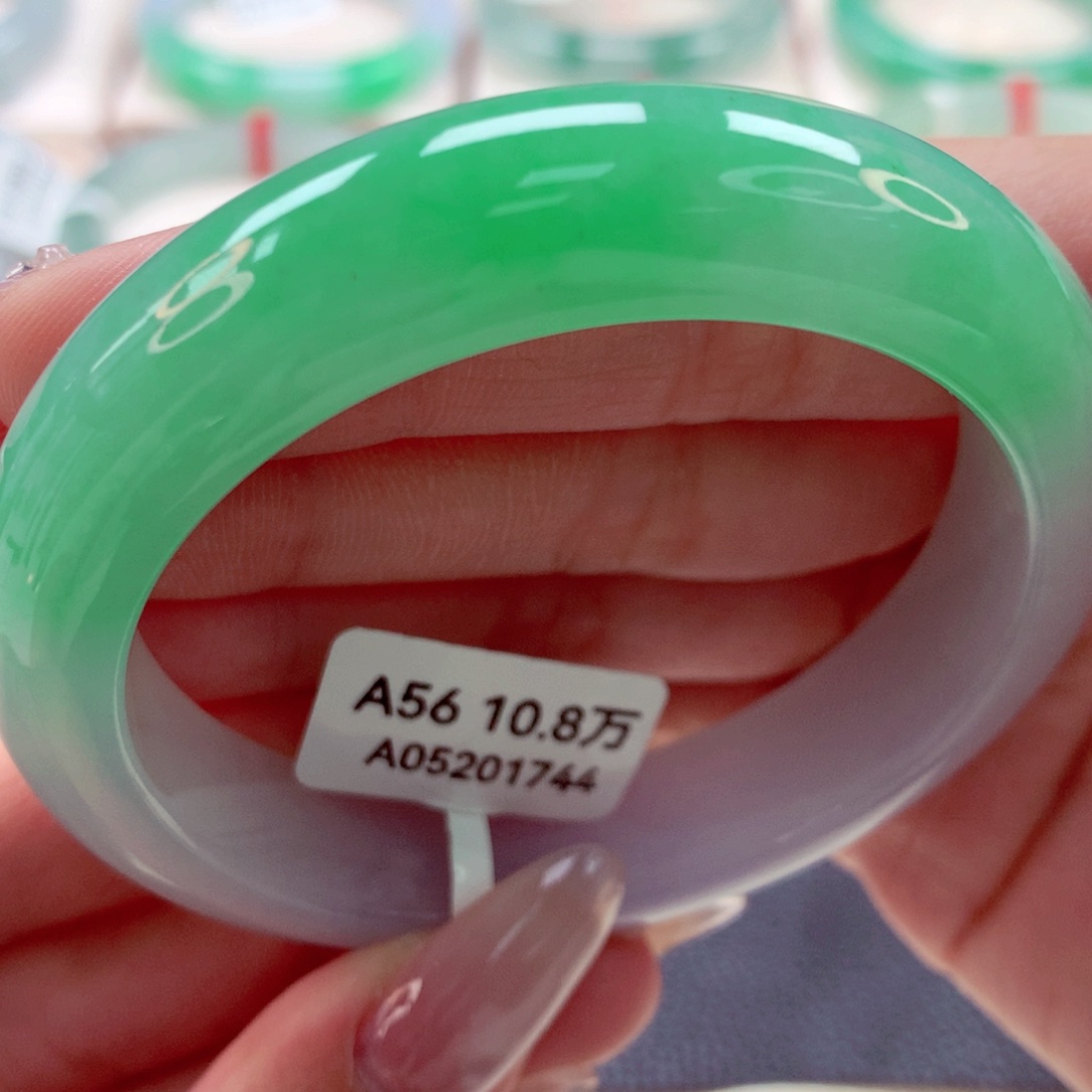 翡翠未镶嵌手镯正圈88 3号