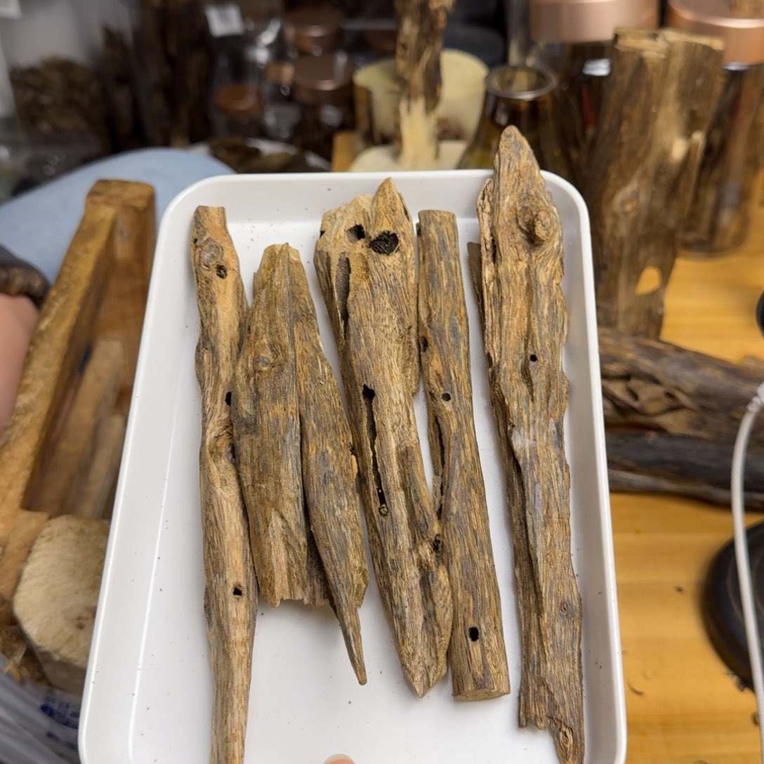 沉香沉香碎屑白棋品种块料100克