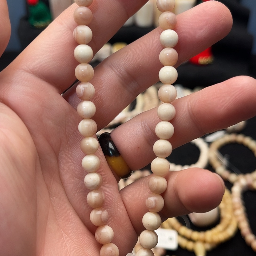 吊坠白玉菩提精品驼骨三花手持