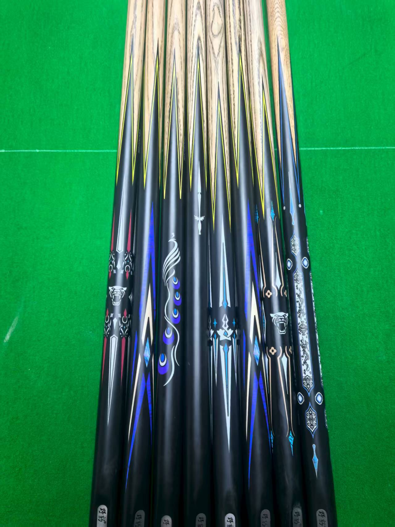 豹子系列中高端小头专业黑八台球杆球厅专用手工杆