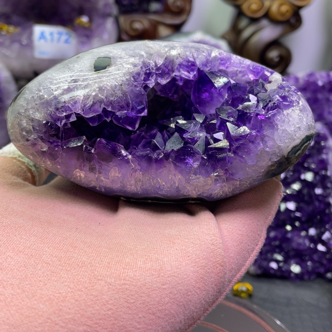 紫晶大型摆件（非配饰）未镶嵌