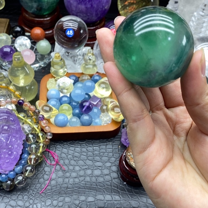 石材天然萤石球摆件