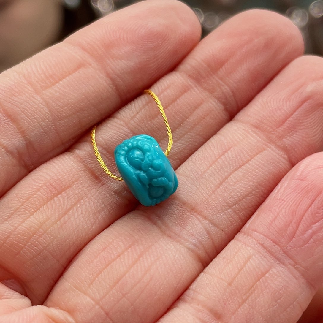 绿松石颈饰未镶嵌