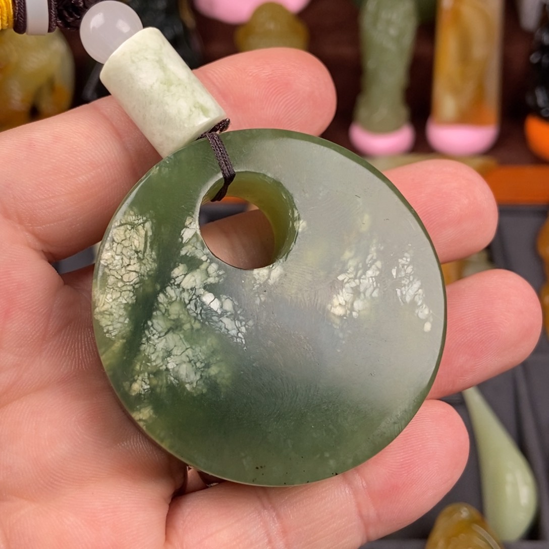 蛇纹石玉手把件未镶嵌