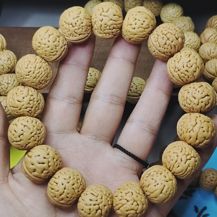 桃核手串遥**方金鱼肚手串