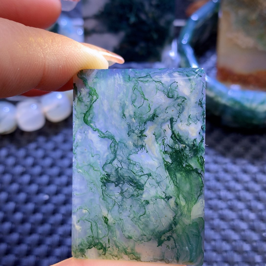 未镶嵌颈饰玛瑙/玉髓方*