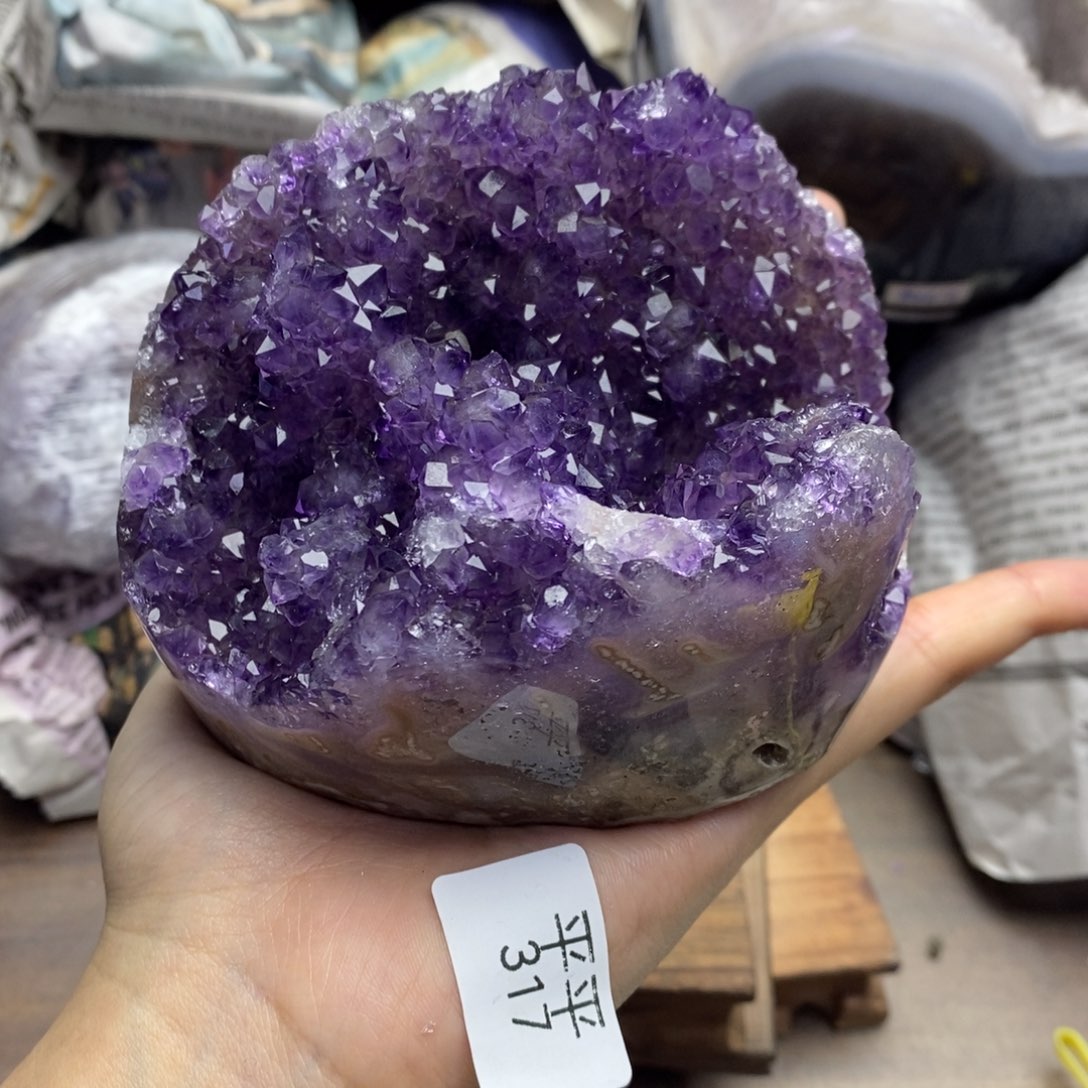 未镶嵌水晶珠宝半成品