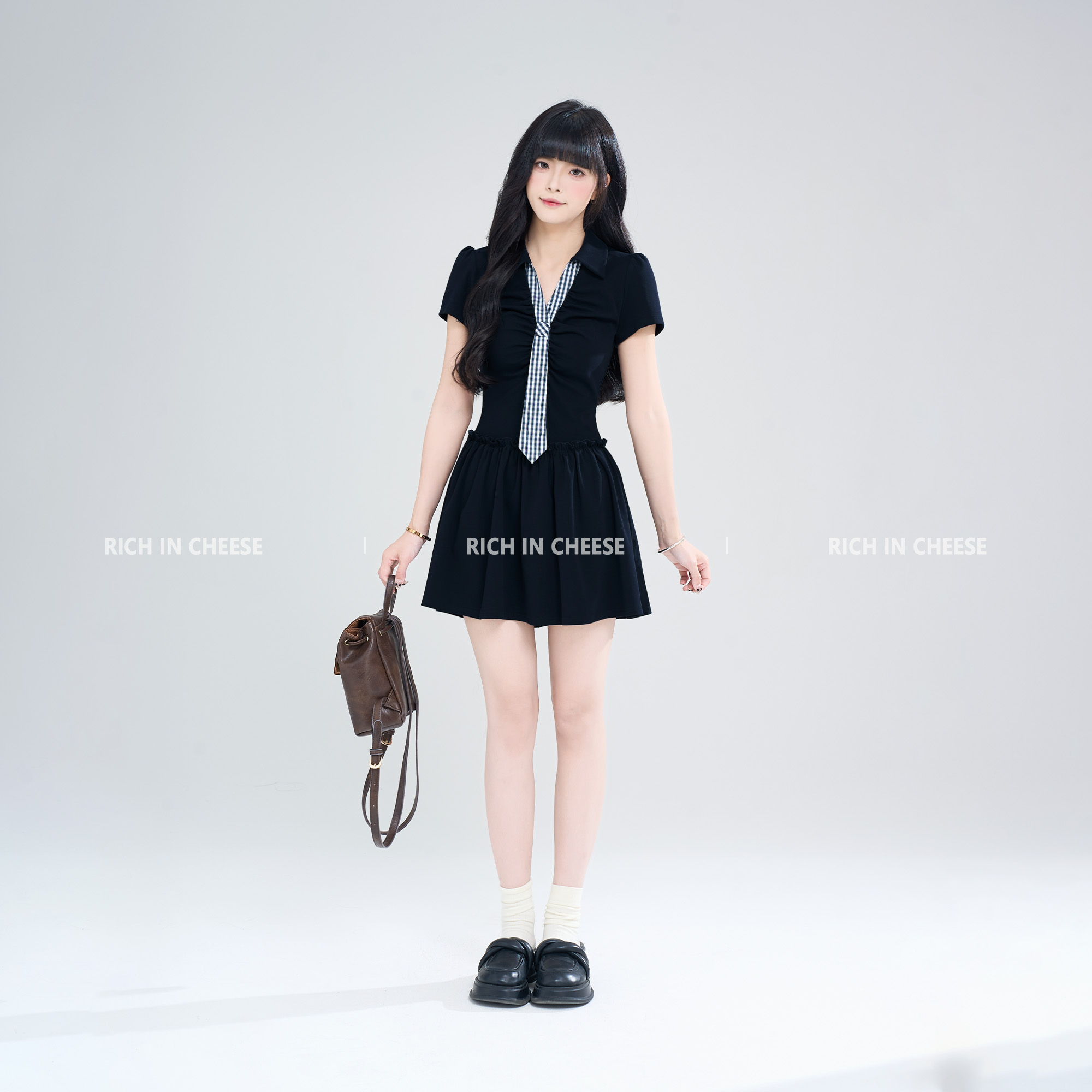 【清清】RICHINCHEESE 加州少女 学院风格纹领带针织弹力收腰连衣裙
