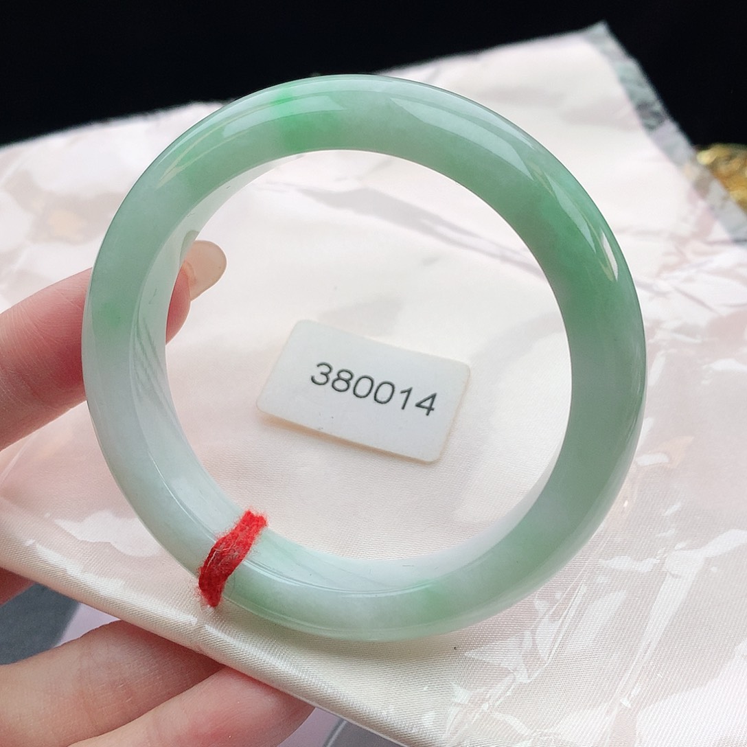 翡翠手镯未镶嵌54圈口380014