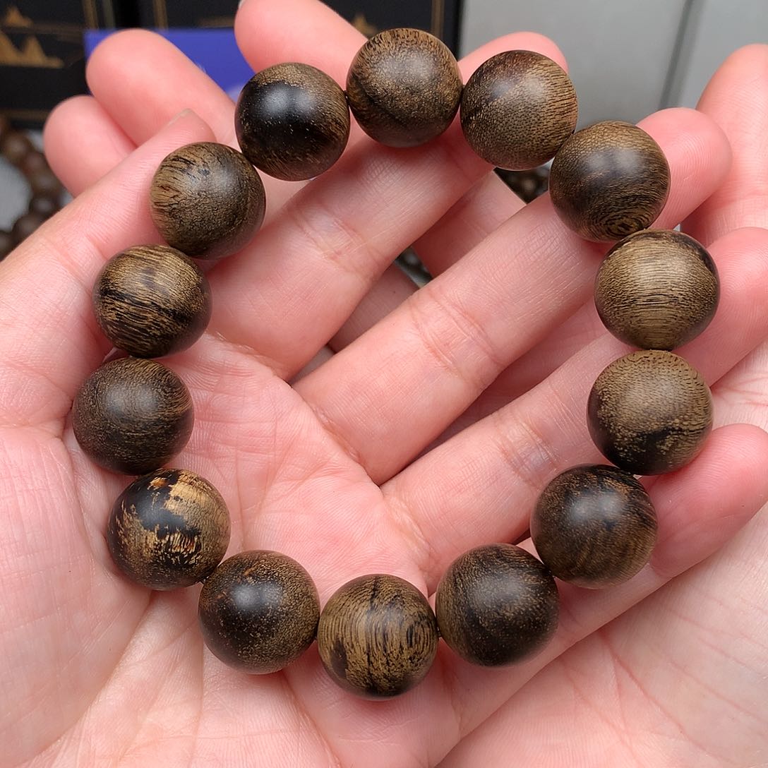 沉香手串用****7越南芽庄白棋楠玉化留疤